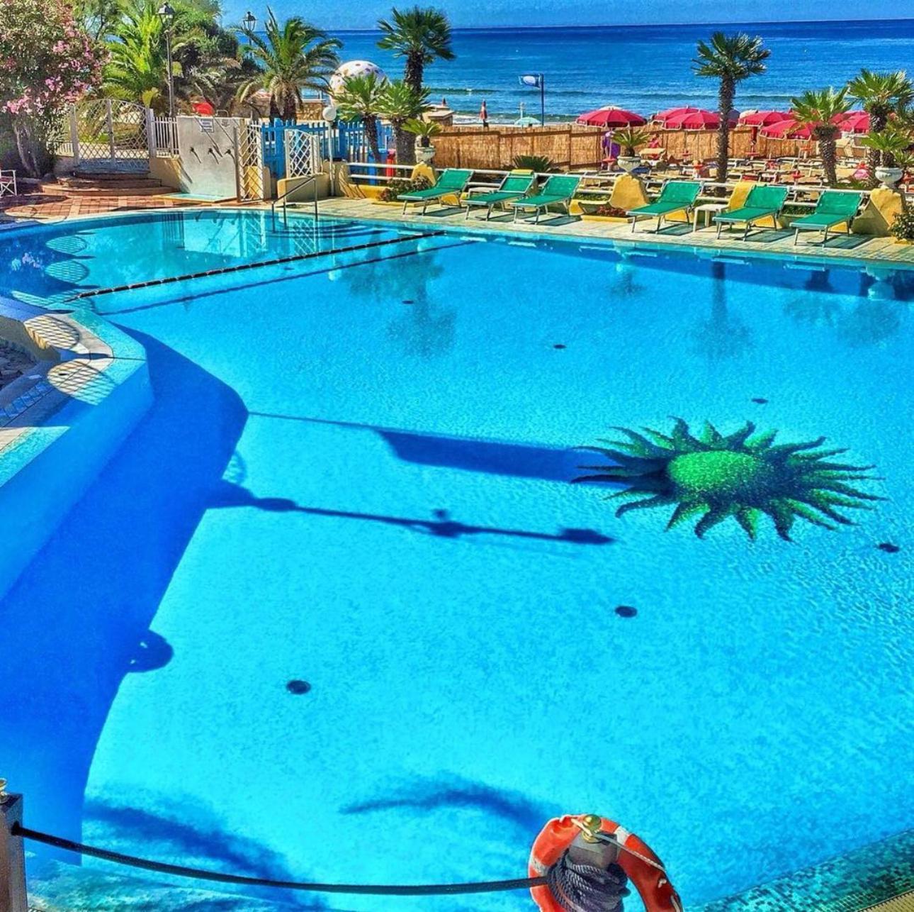 Holidaycasa Leone - Con Posto Auto A 200Mt Dal Mare Sperlonga Exteriér fotografie