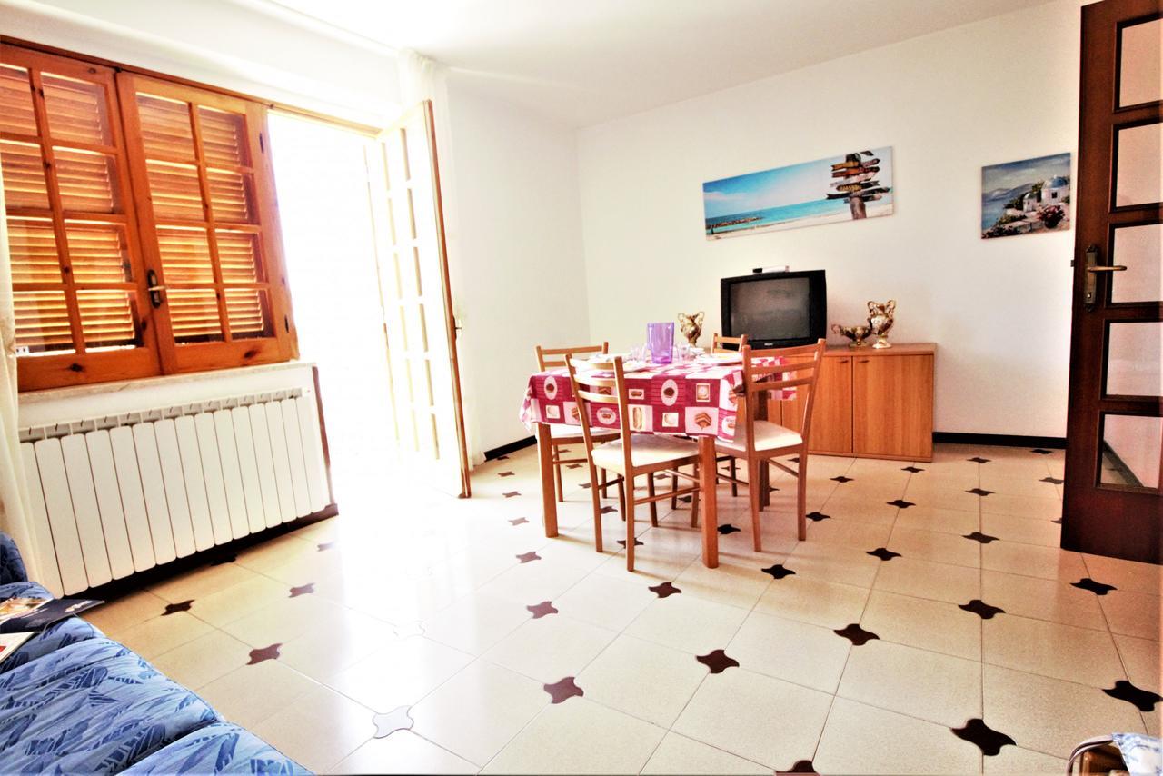 Holidaycasa Leone - Con Posto Auto A 200Mt Dal Mare Sperlonga Exteriér fotografie