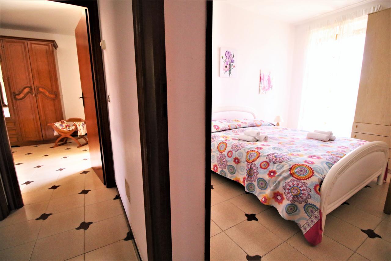 Holidaycasa Leone - Con Posto Auto A 200Mt Dal Mare Sperlonga Exteriér fotografie