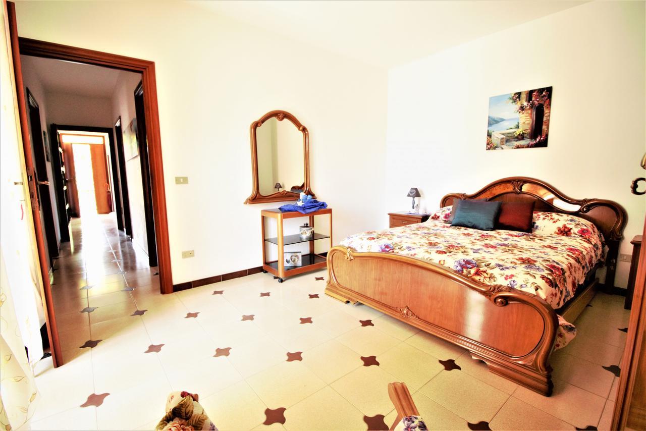 Holidaycasa Leone - Con Posto Auto A 200Mt Dal Mare Sperlonga Exteriér fotografie