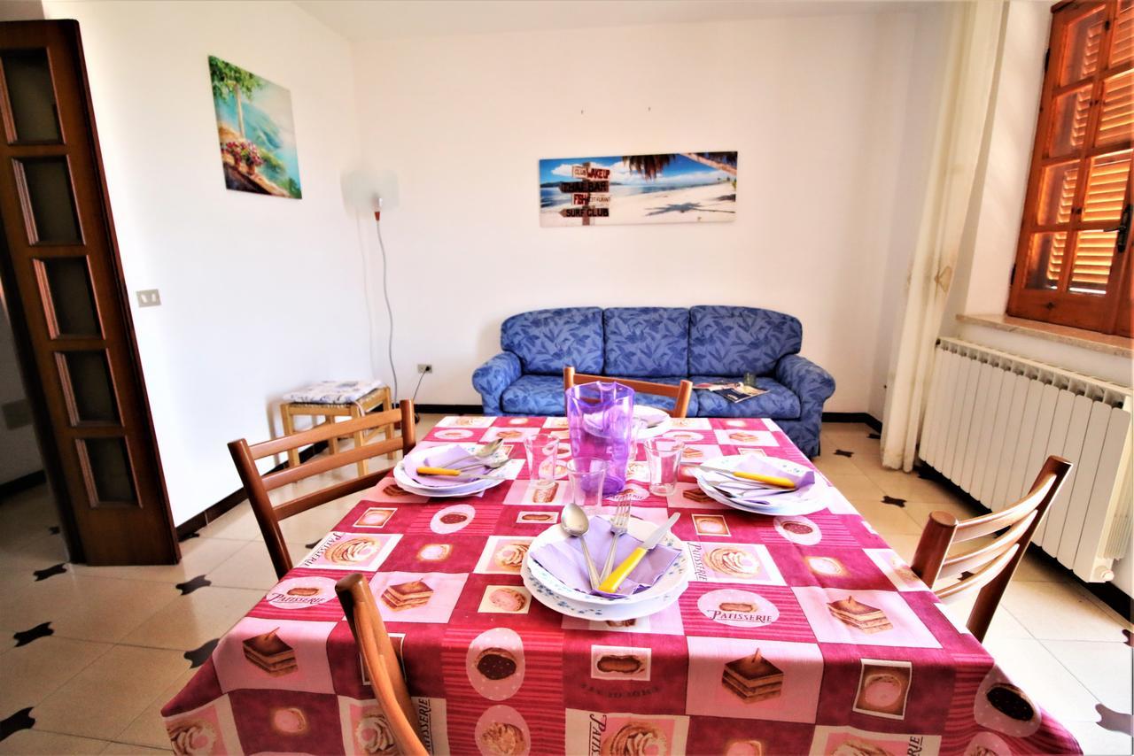 Holidaycasa Leone - Con Posto Auto A 200Mt Dal Mare Sperlonga Exteriér fotografie